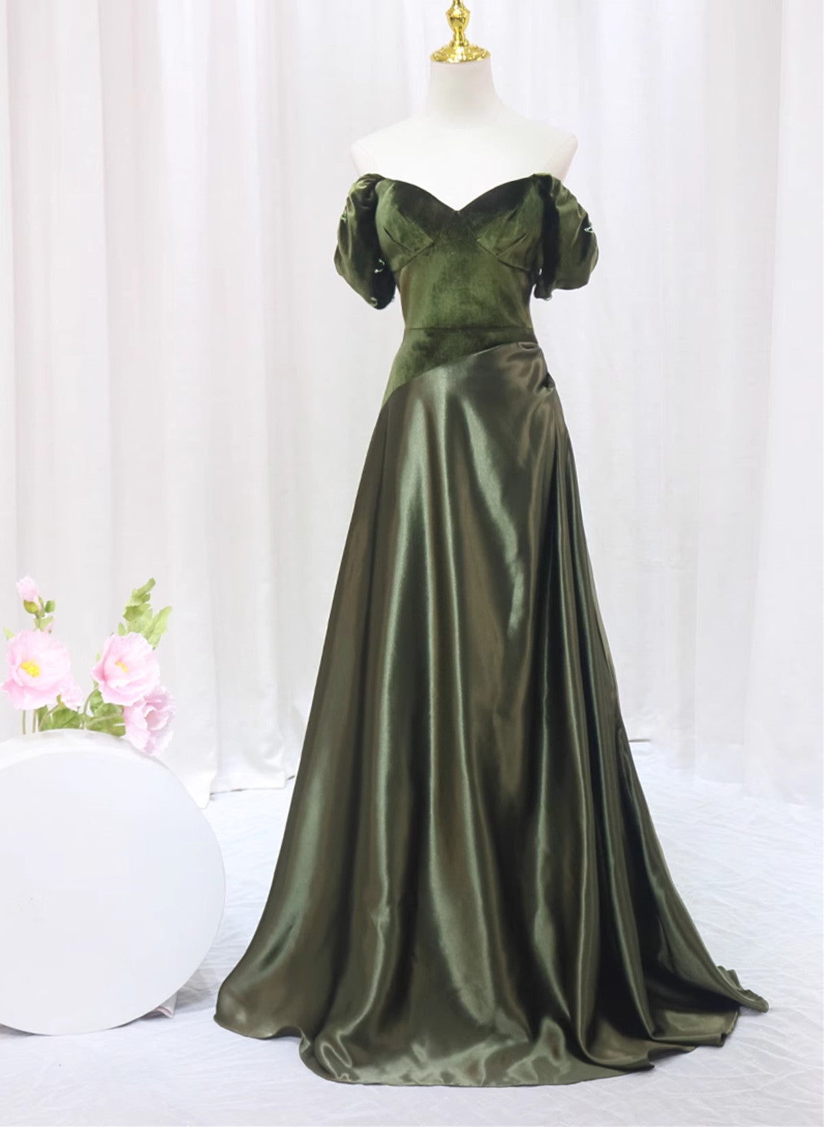 A-line Green Sweetheart Velvet Long Party Dress