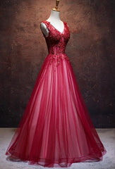 Lovely Wine Red V-neckline Tulle Party Gown