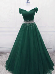 Precioso vestido de fiesta largo de tul verde oscuro con hombros descubiertos 