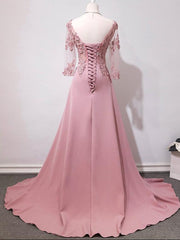 Elegante vestido de fiesta largo con apliques de encaje y mangas largas en color rosa 