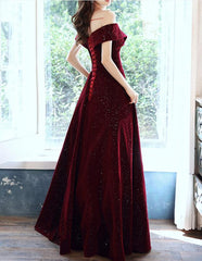 Vestido de fiesta rojo vino con hombros descubiertos 