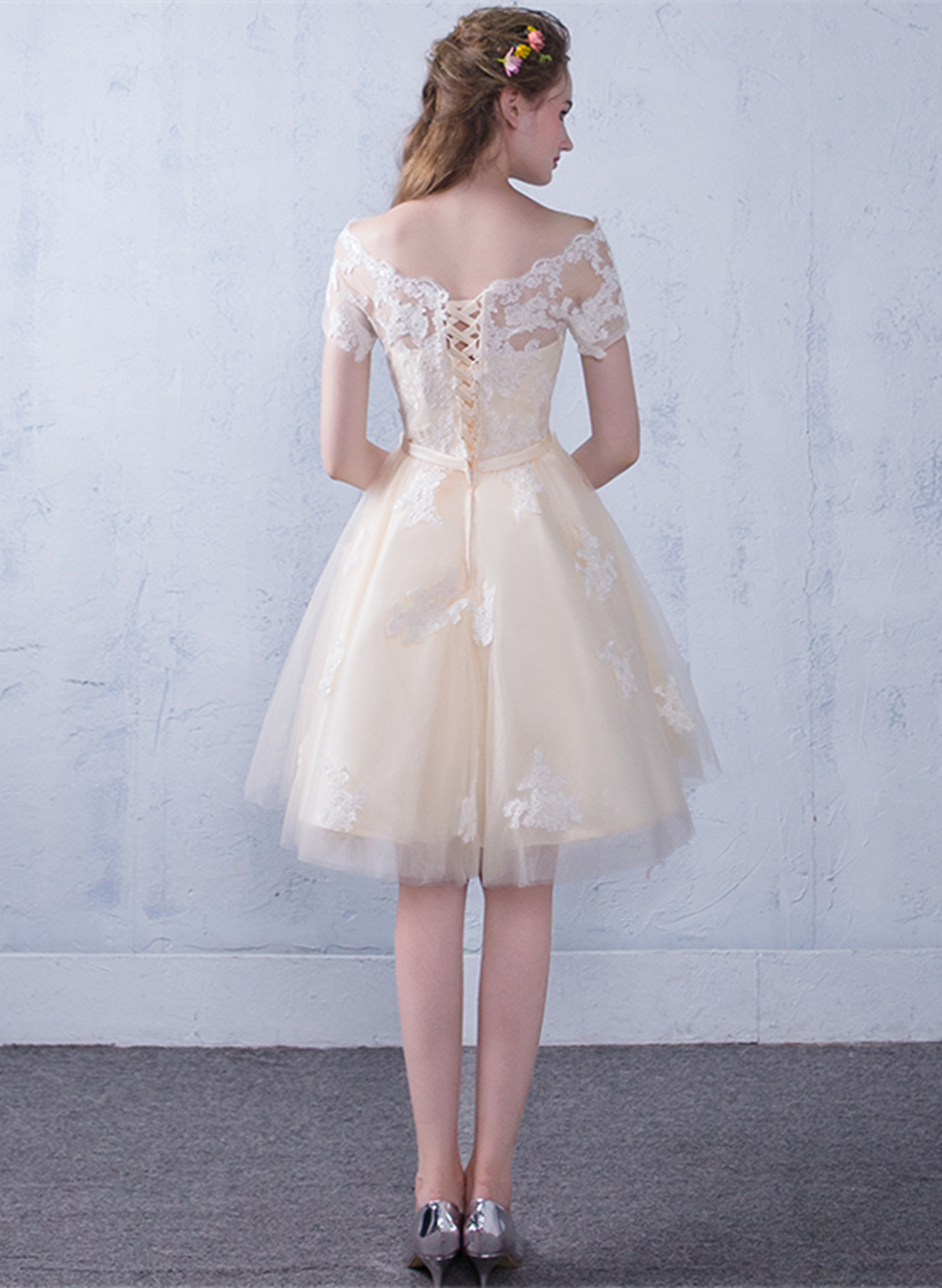 Champagne A-line Tulle with Lace Short Party Dress