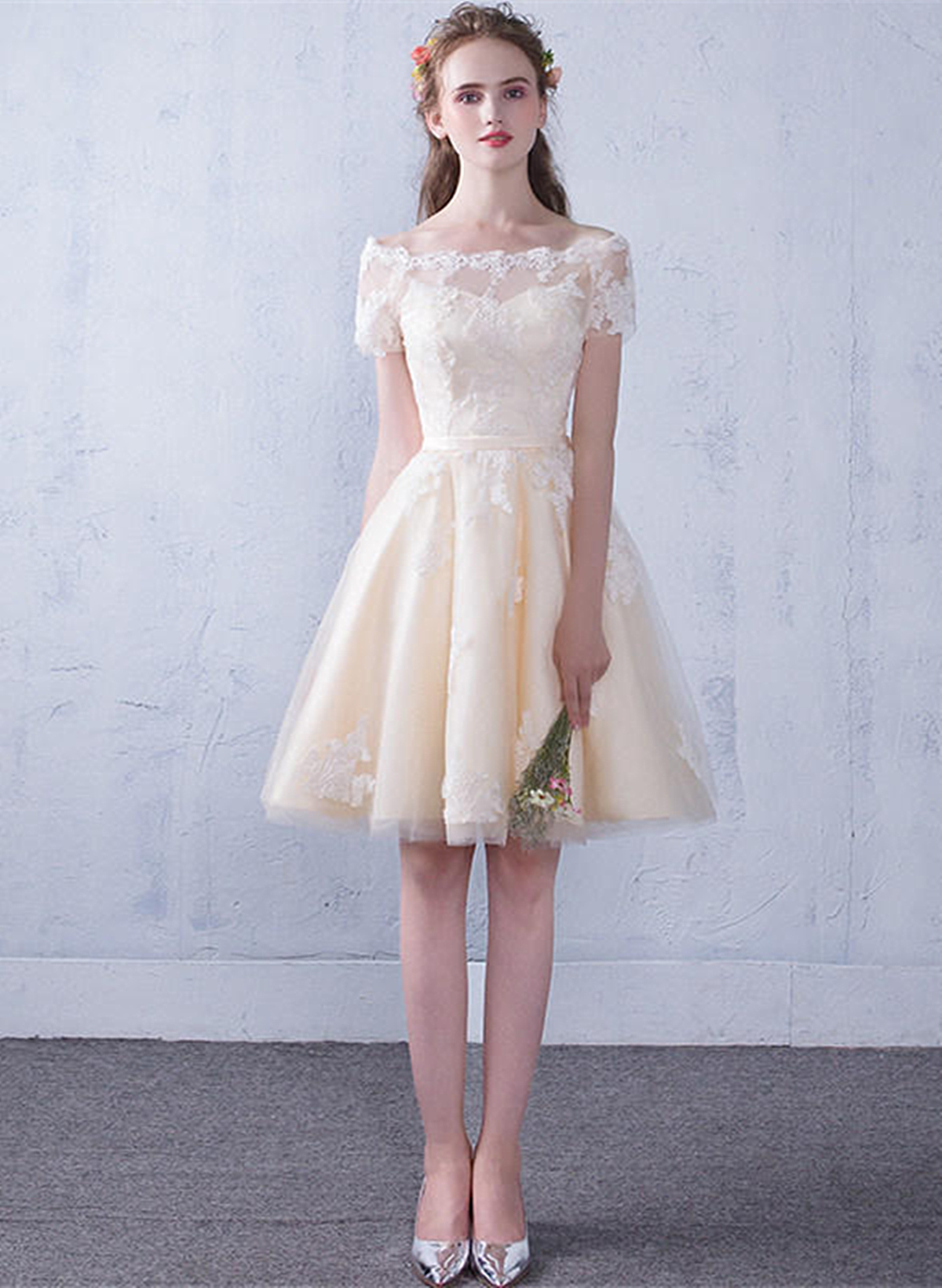 Champagne A-line Tulle with Lace Short Party Dress