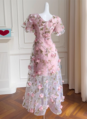 Vestido de fiesta de manga corta con encaje y flores rosas 