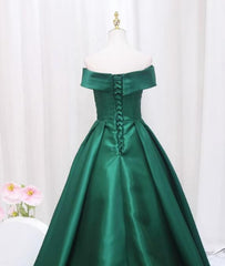Vestido formal de satén verde con escote en forma de corazón y corte en A 
