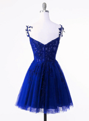 Vestido formal corto de tul azul real con apliques de encaje 