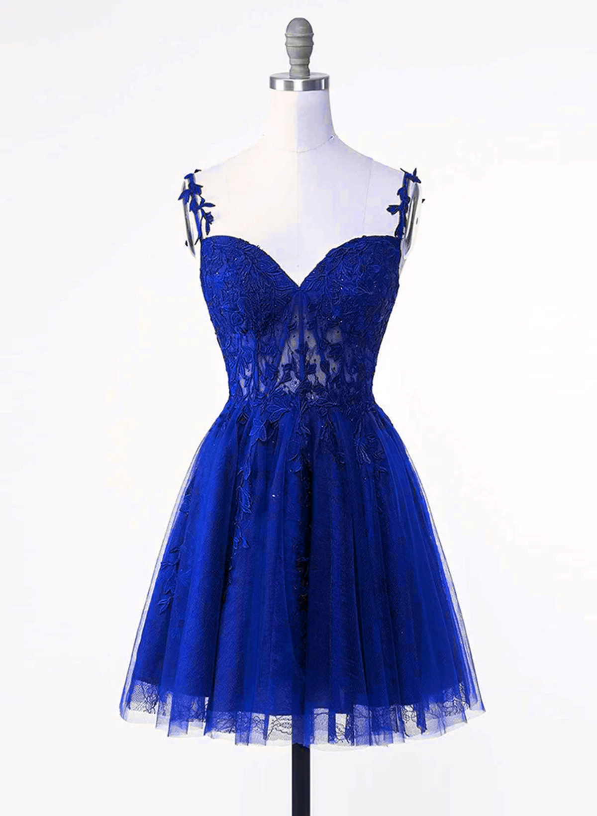 Vestido formal corto de tul azul real con apliques de encaje 
