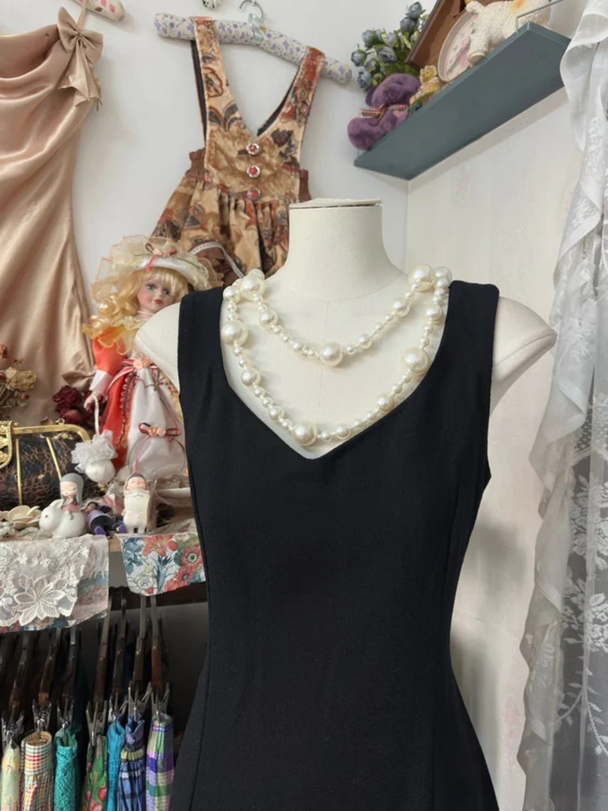 Black Simple V-neckline Straps Long Evening Dress