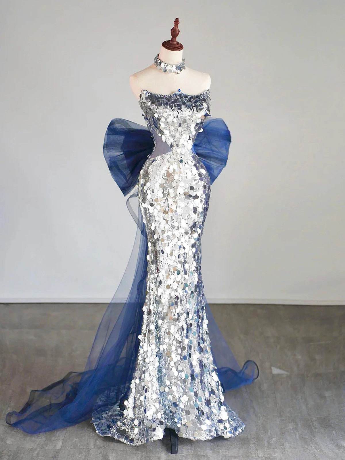 Light Grey Mermaid Sequins Long Party Dress with Bow