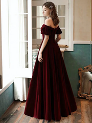 Vestido de fiesta largo sencillo con hombros descubiertos de terciopelo rojo vino 