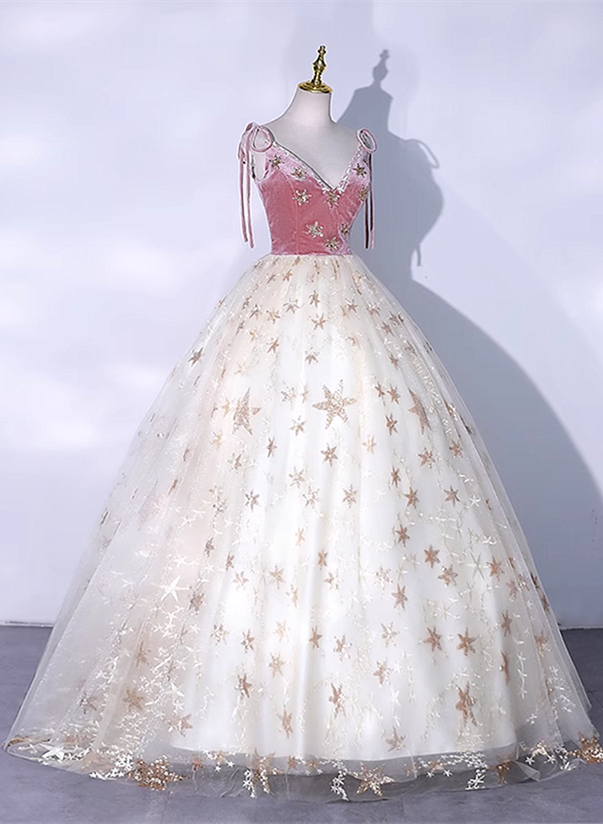Lovely Ivory Tulle Ball Gown Straps Party Dress