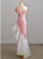 Vestido de fiesta elegante de sirena con hombros descubiertos y corte asimétrico en rosa 