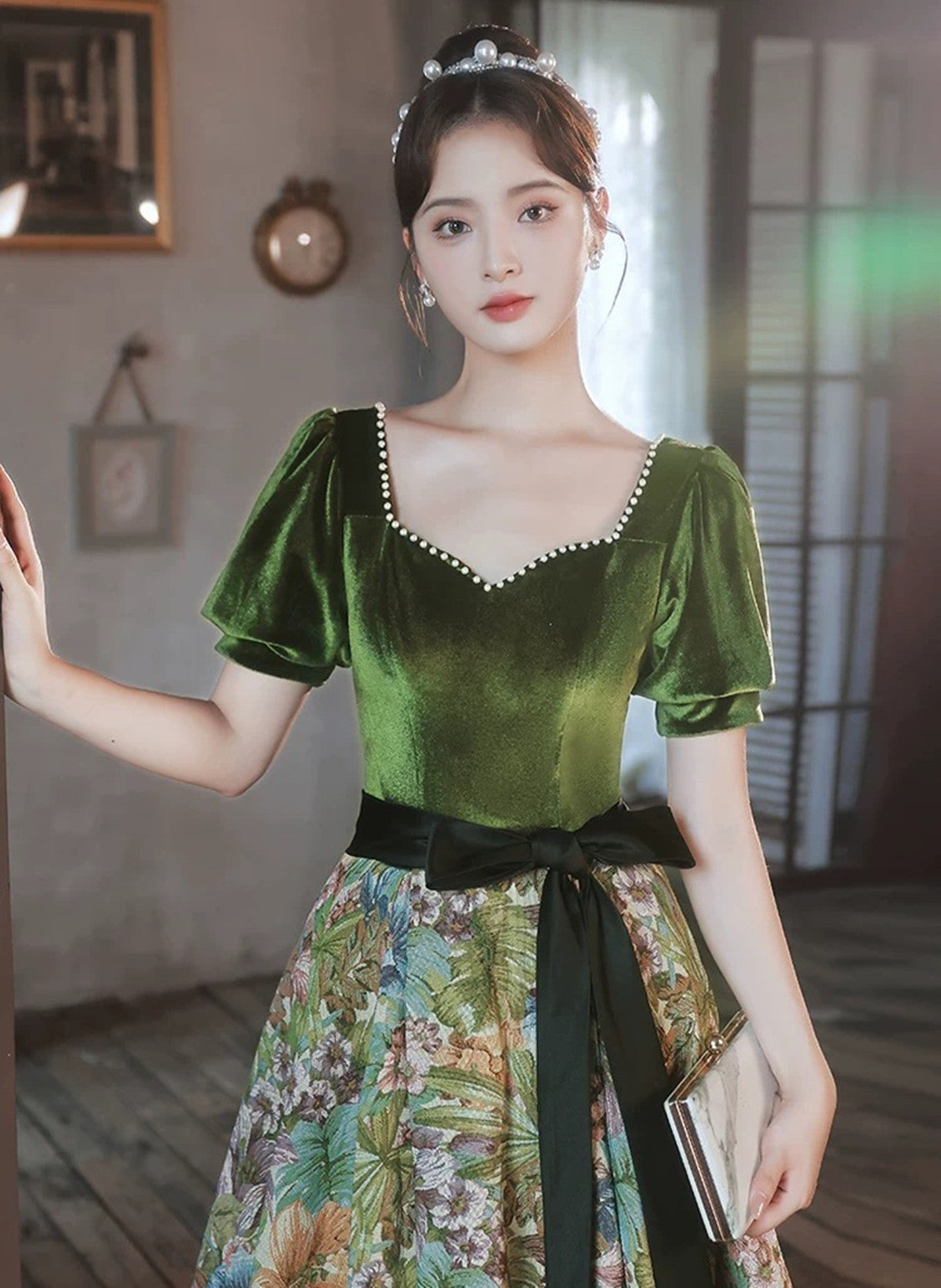 Chic Velvet Floral Short Sleeves Long Prom Dress