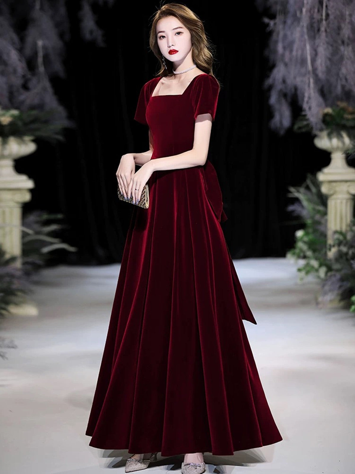Wine Red Velvet Short Sleeves Party Dress