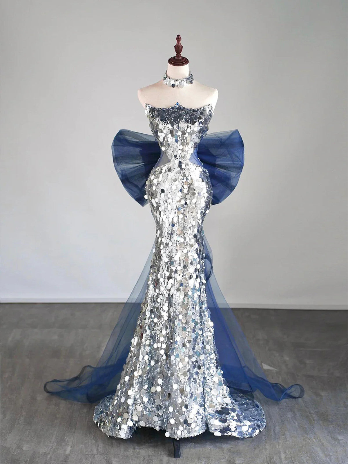 Light Grey Mermaid Sequins Long Party Dress with Bow