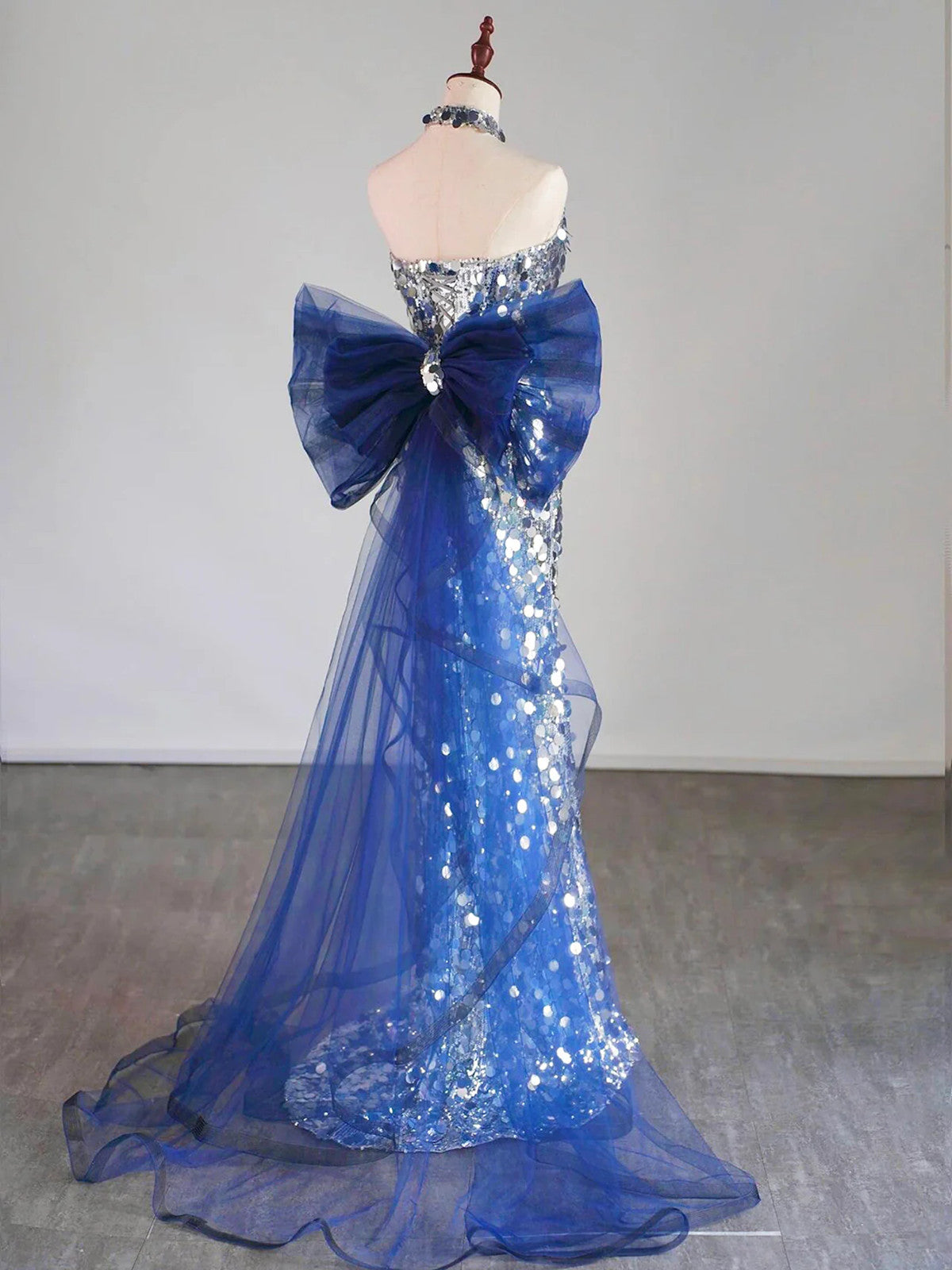 Light Grey Mermaid Sequins Long Party Dress with Bow