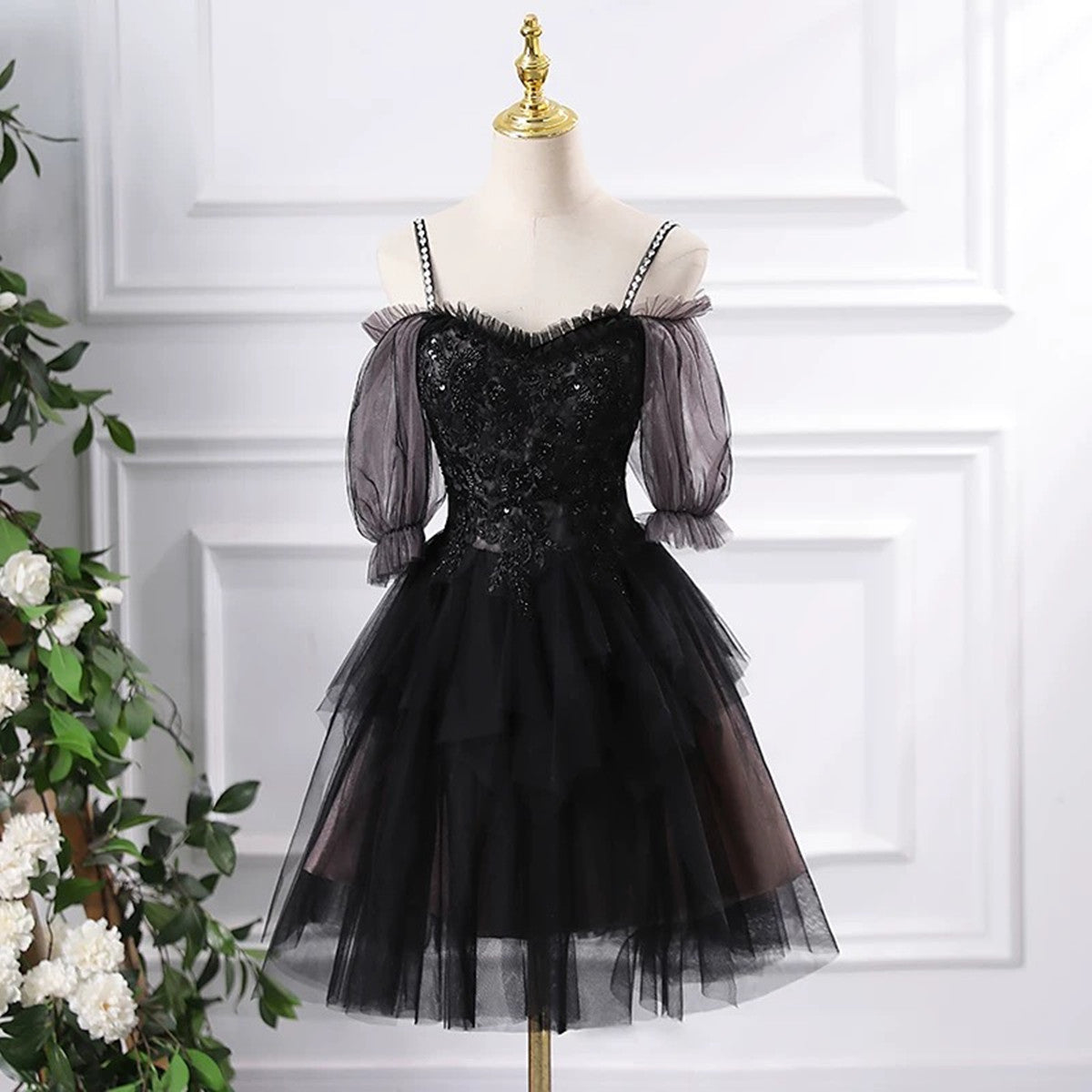 Lovely Tulle with Lace Applique Straps Short Party Dress