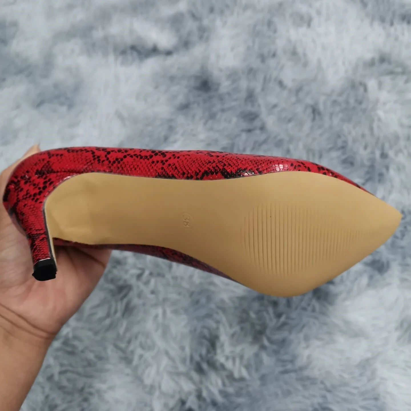 13 Style Large Pumps Classic Sexy Pointed Toe 9cm mid High Heels Pumps Faux Black red Office Party Wedding Shoes