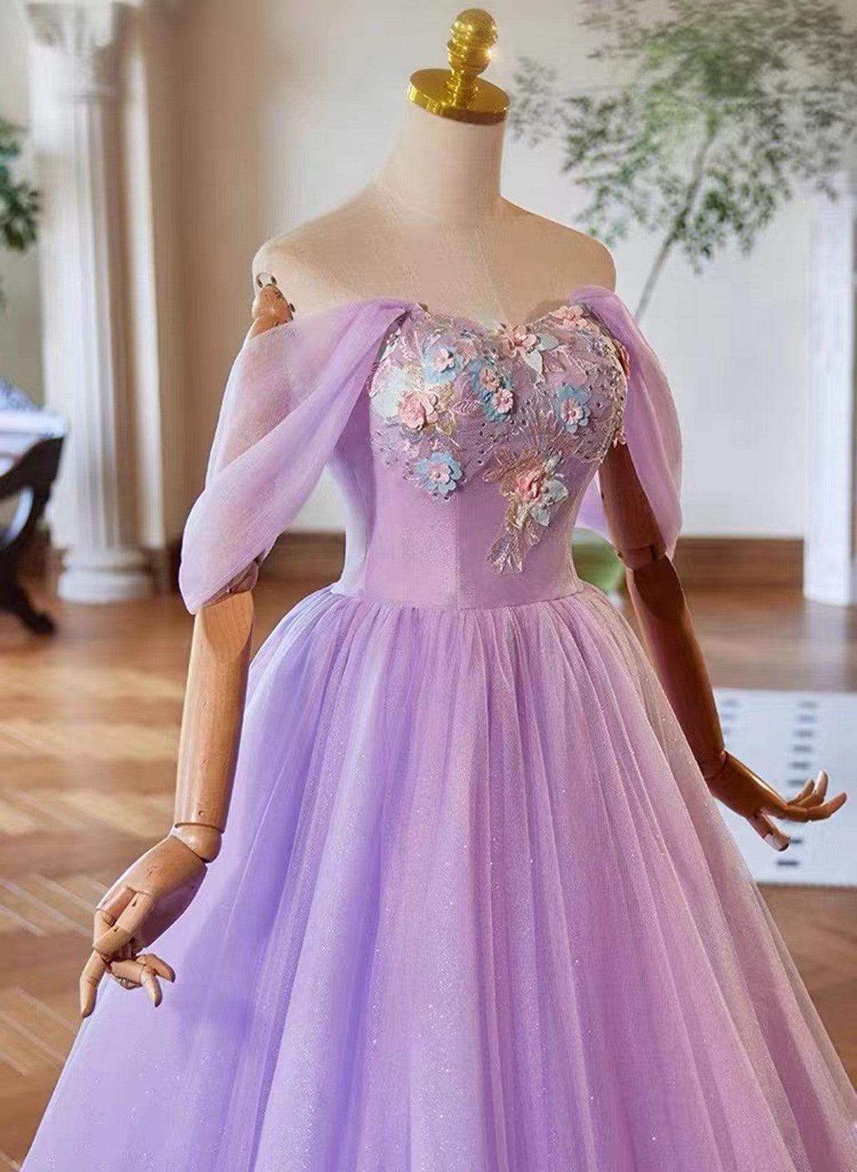 A-Line Light Purple Sweethart Lace Applique Party Dress