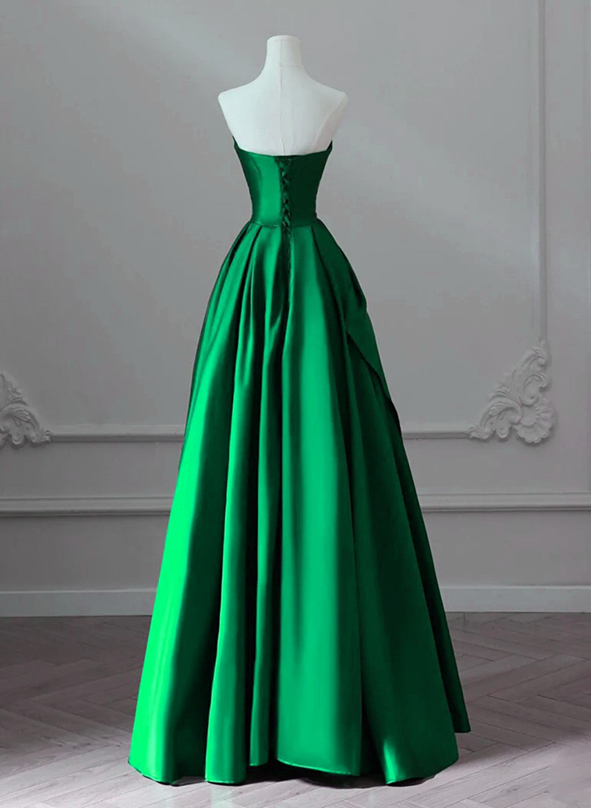 Vestido de fiesta de satén verde con cordones y corte en A hasta el suelo 