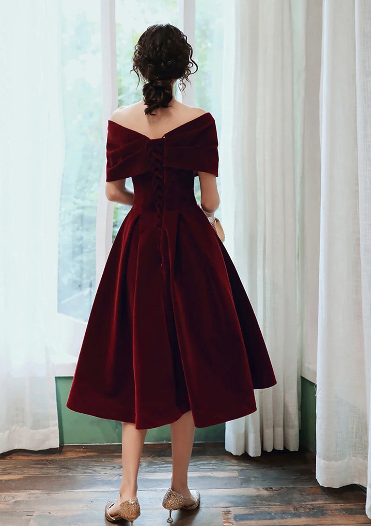 Vestido de fiesta de terciopelo rojo vino, largo hasta la rodilla, con hombros descubiertos, vestido de regreso a casa 