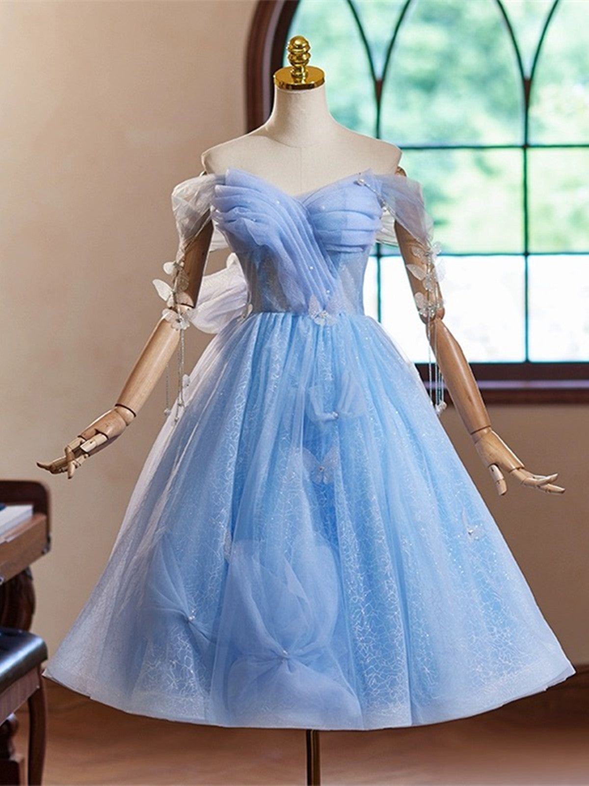 Blue Beaded A-line Tulle Knee Length Party Dress