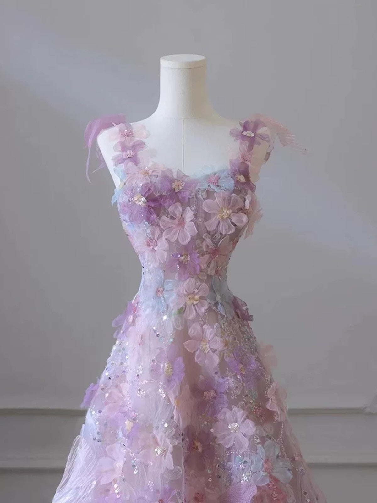 Vestido de fiesta largo con tirantes en A de tul y encaje rosa 
