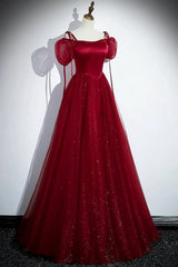 Precioso vestido de fiesta de corte A en tul y lentejuelas color rojo vino 
