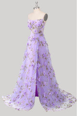 Vestido de fiesta largo morado claro con tirantes en forma de A y espalda cruzada 