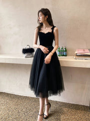 Black Tulle and Velvet Straps Knee Length Homecoming Dress