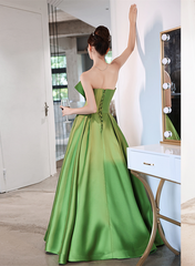 Vestido formal largo de satén verde en forma de A 