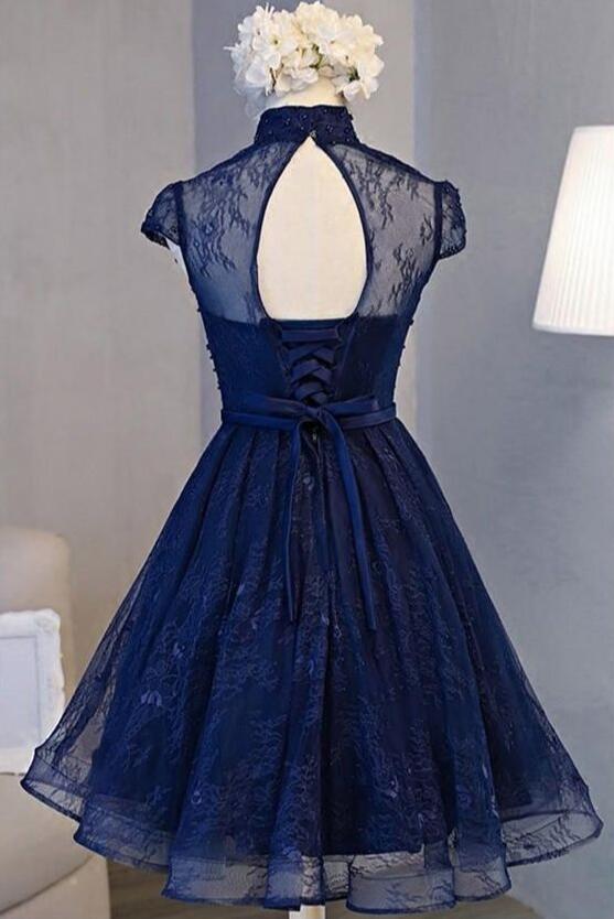 Hermoso vestido de fiesta de encaje azul marino hasta la rodilla 