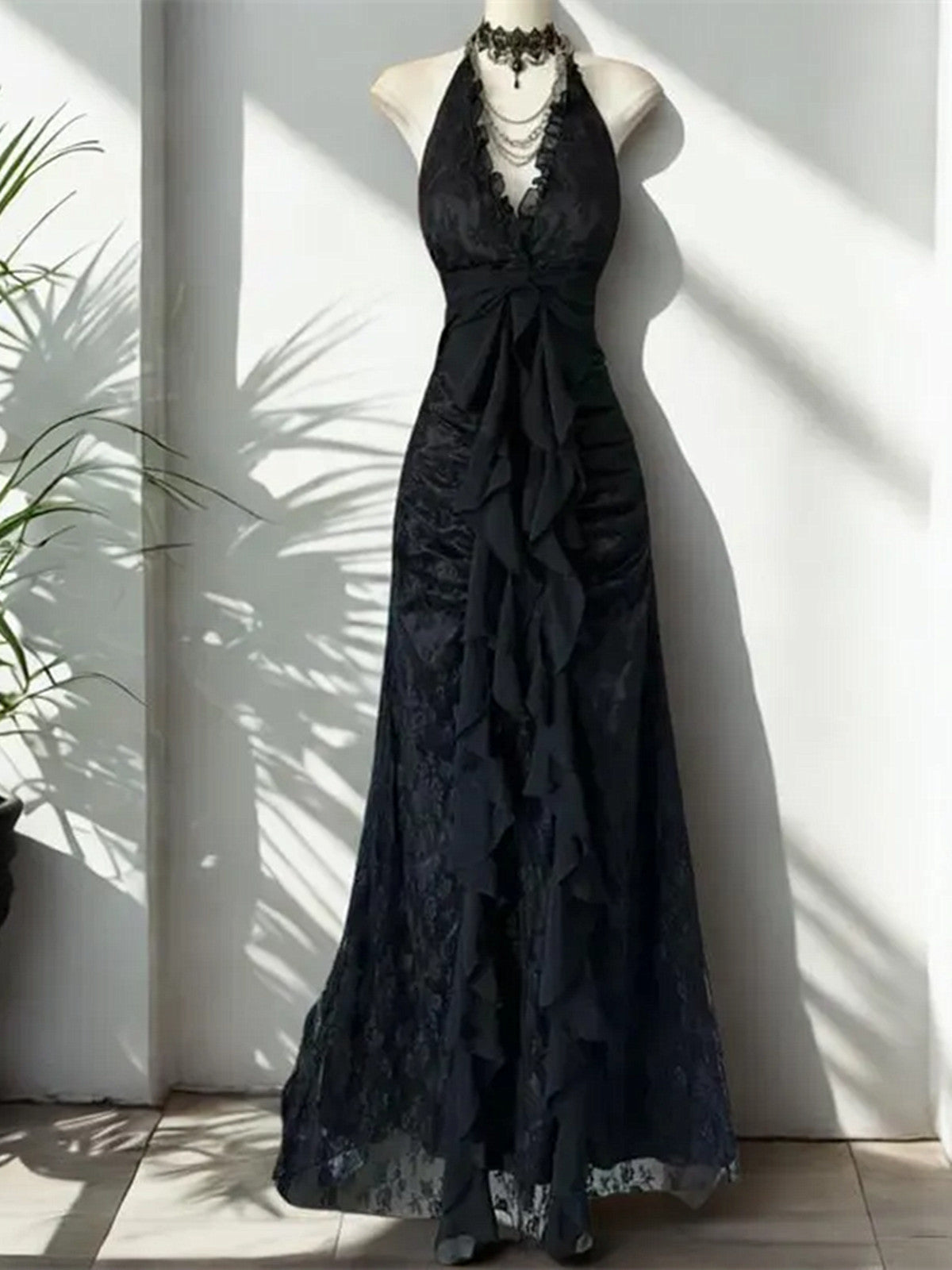Black Lace Halter V-neckline Floor Length Party Dress – Haibob