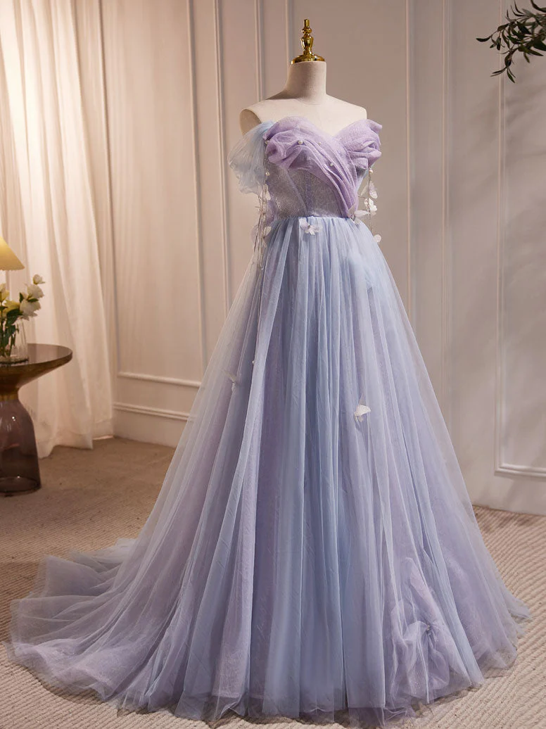 Vestido formal largo morado claro con escote en forma de corazón y hombros descubiertos 