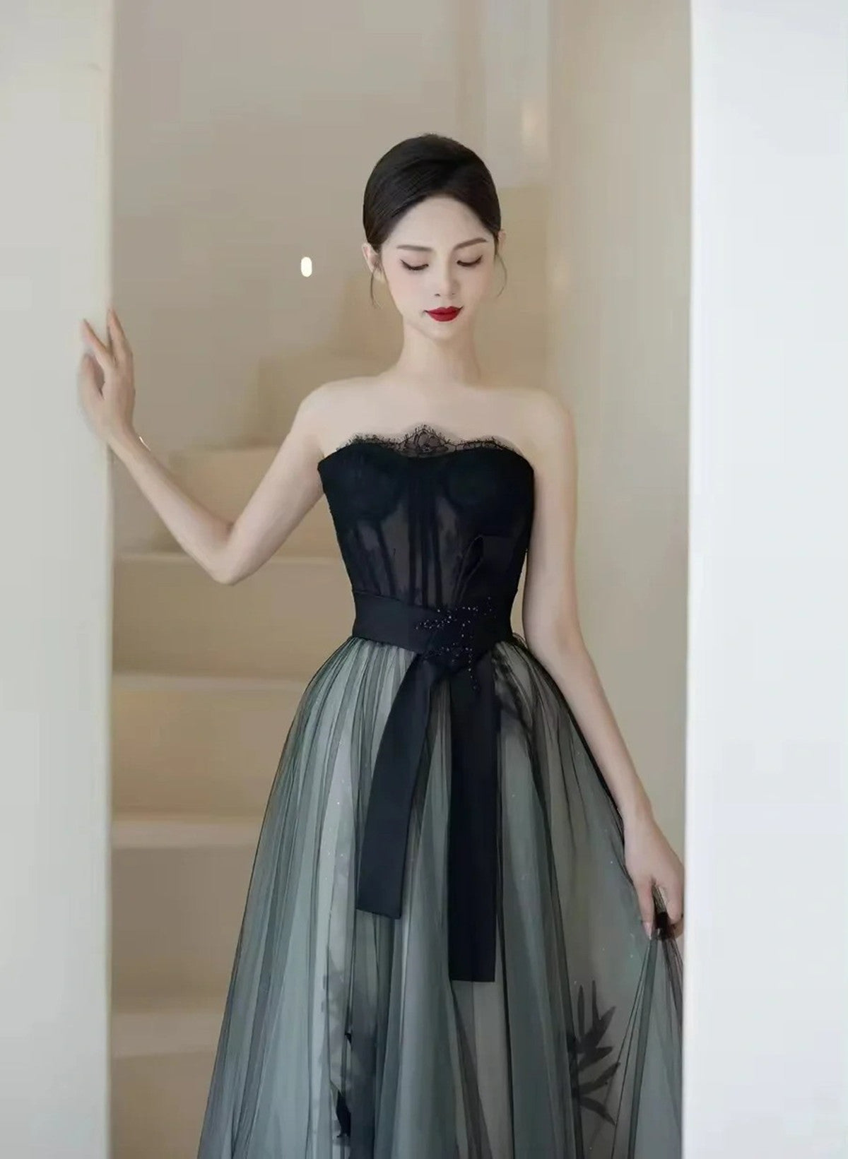 Vestido de fiesta largo de tul con escote en forma de A y escote en forma de corazón 