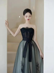 Vestido de fiesta largo de tul con escote en forma de A y escote en forma de corazón 