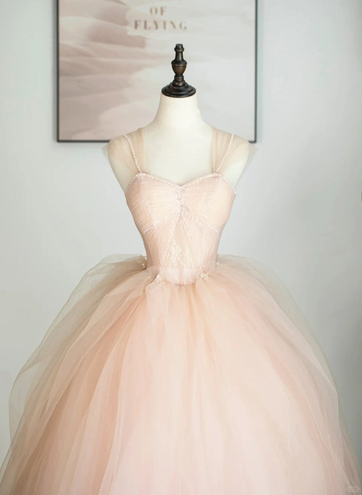 Lindo vestido de fiesta de tul rosa con escote en forma de corazón para dulces 16 
