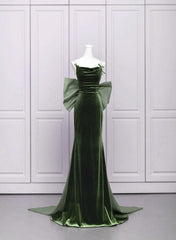 Green Velvet Straps Low Back Evening Dress