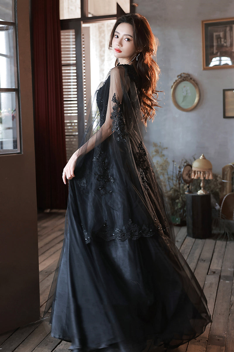 Black Tulle V-neckline Party Dress with Lace Applique