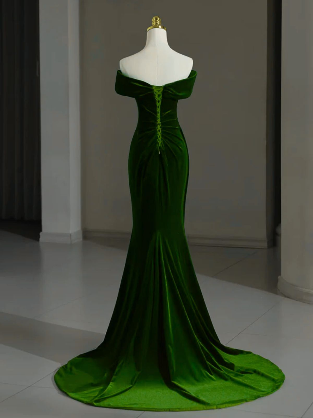 Green Mermaid Velvet Off Shoulder Party Dress