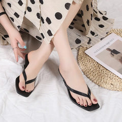 2025Style Soft Leather Round-toe slippers Large Size Fashionable Versatile Padded slipon flipflops  Shoes