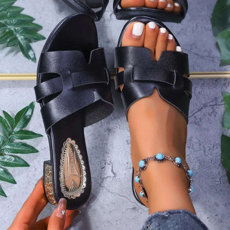 Slippers Casual Comfortable Slides Non-slip Lightweight Breathable Beach Shoes