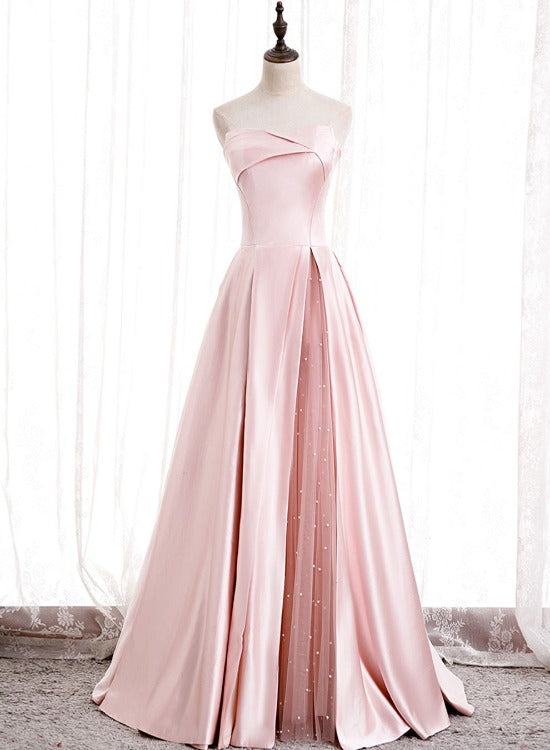 Vestido de fiesta largo de satén rosa con perlas 
