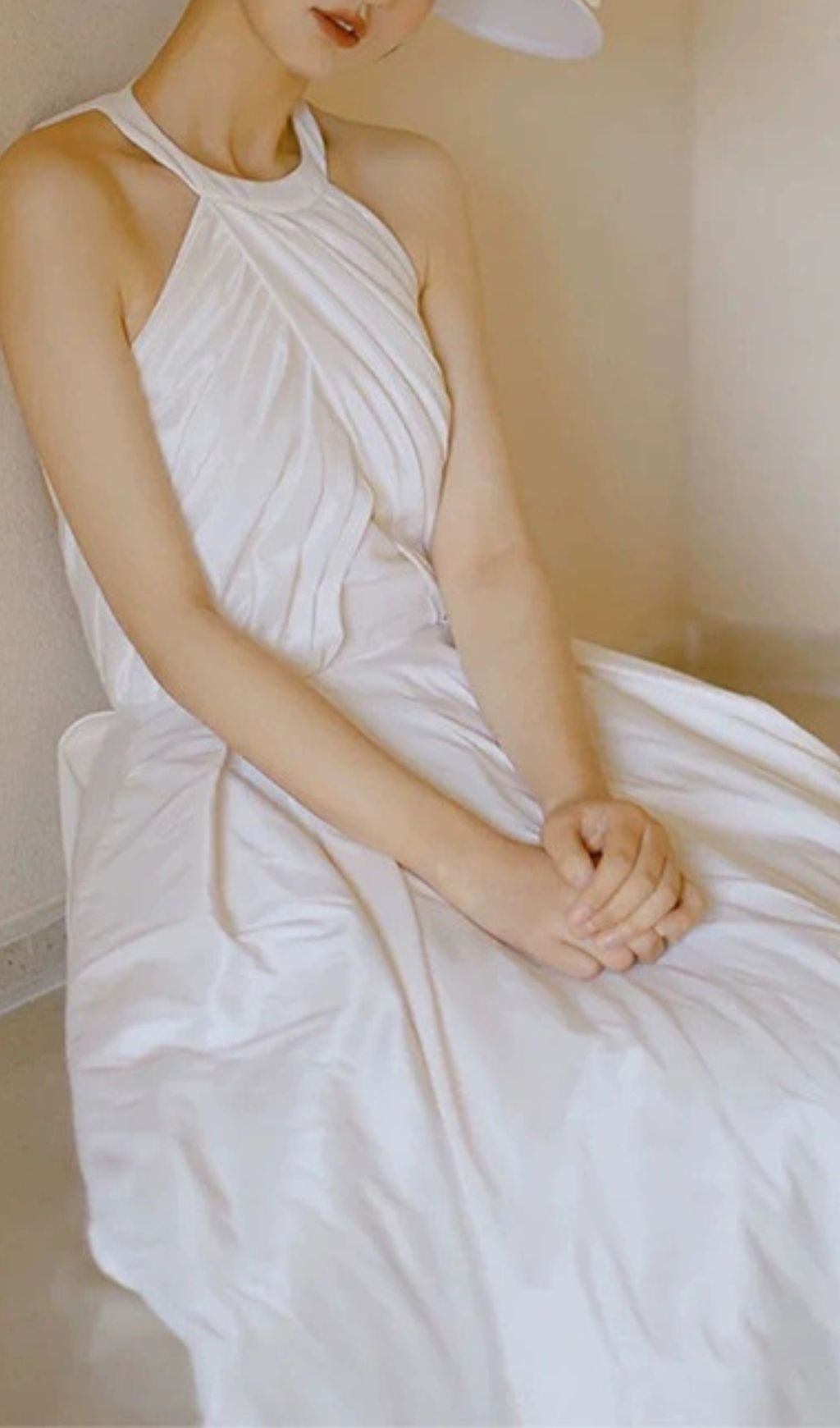 Jalia Modern Halter Backless Wedding Dress
