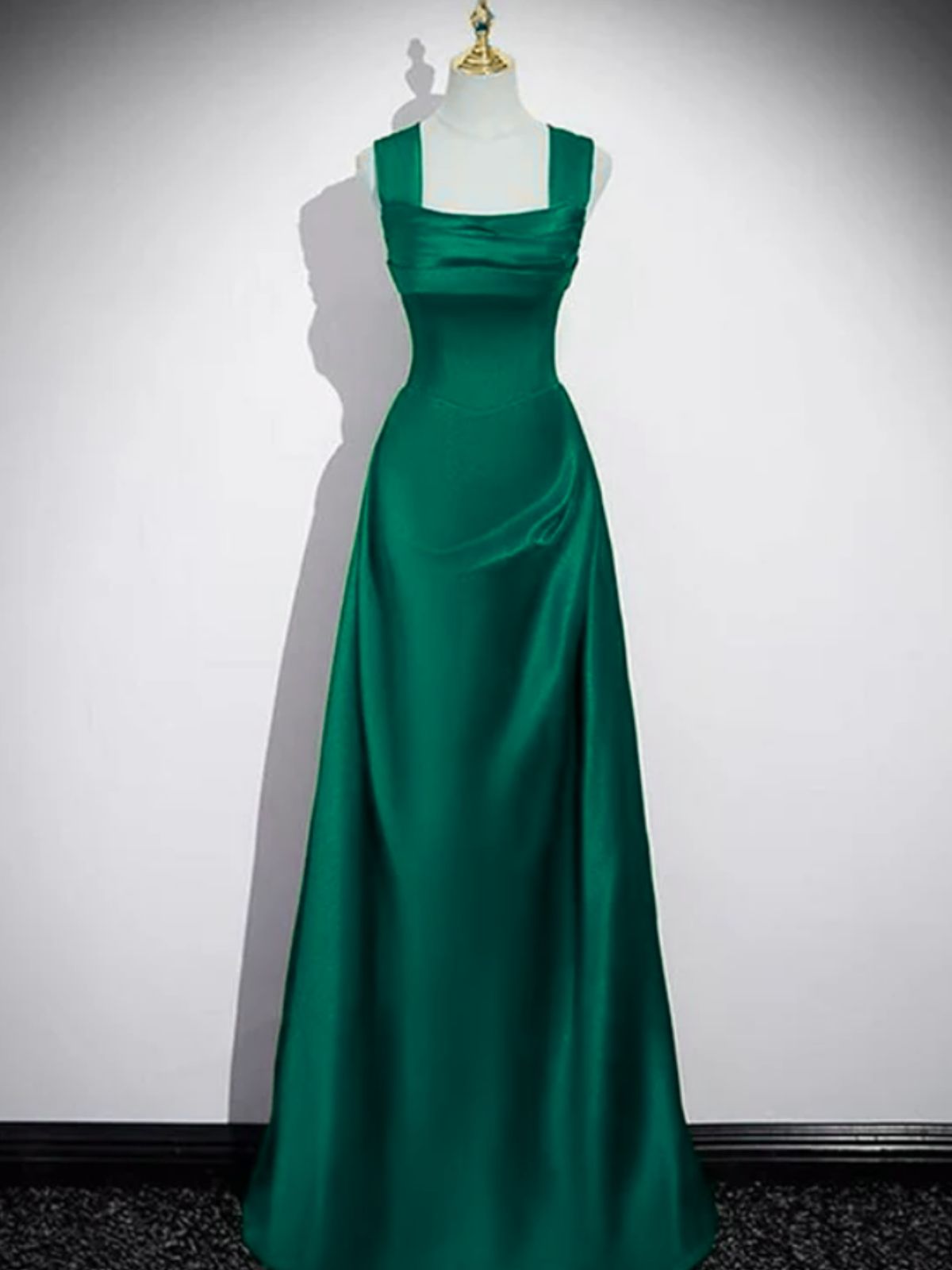 Green Satin A-line Floor Length Sweetheart Prom Dress