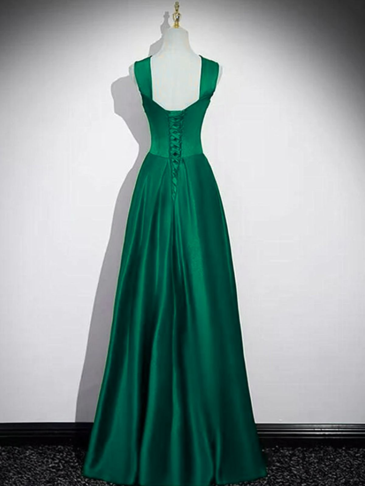 Green Satin A-line Floor Length Sweetheart Prom Dress
