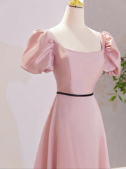 Vestido de fiesta rosa de corte A con mangas cortas y largo hasta el suelo 