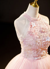 Vestido formal largo de tul rosa con encaje floral 