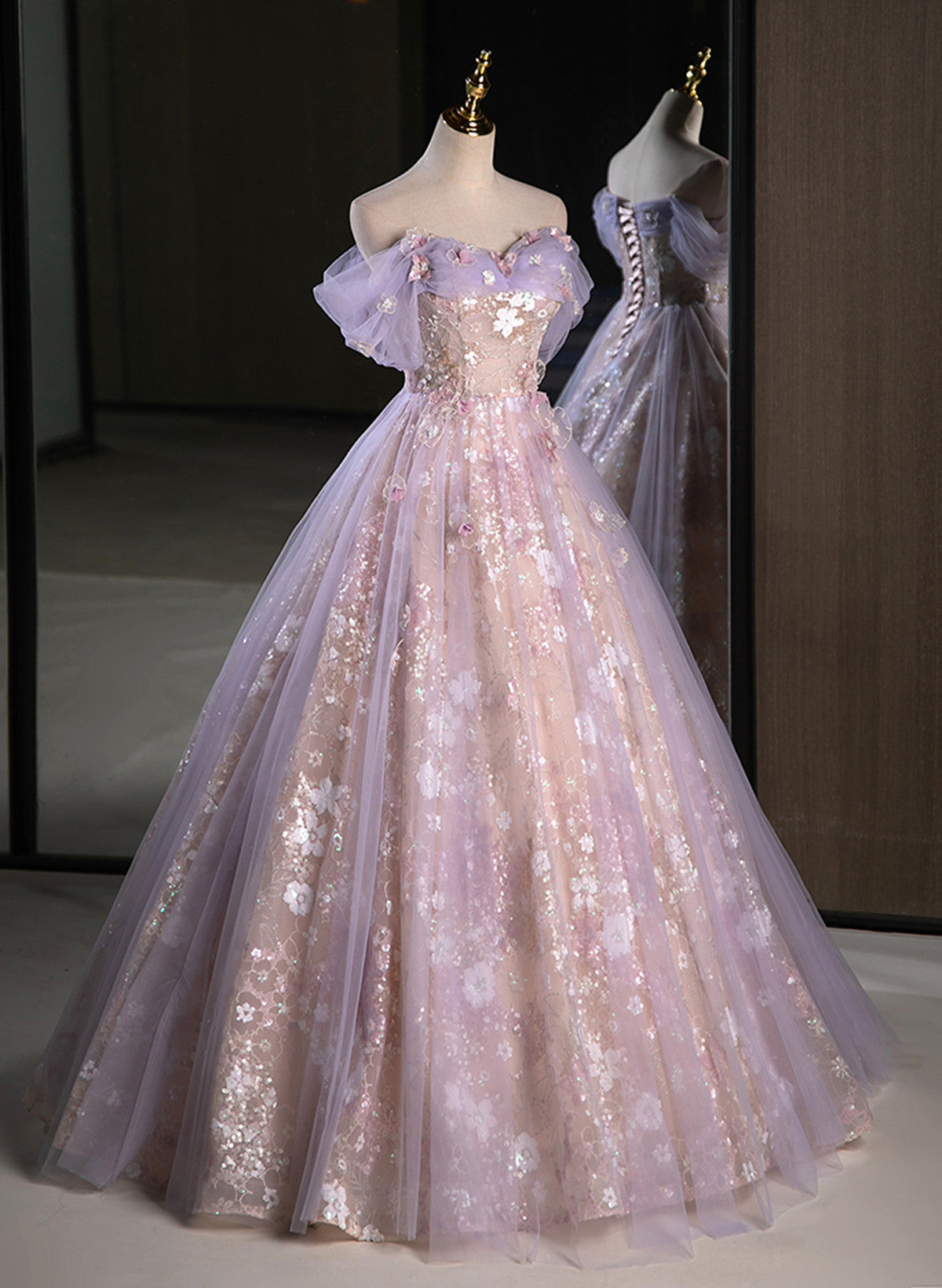 Light Purple A-line Tulle with Floral Long Prom Dress
