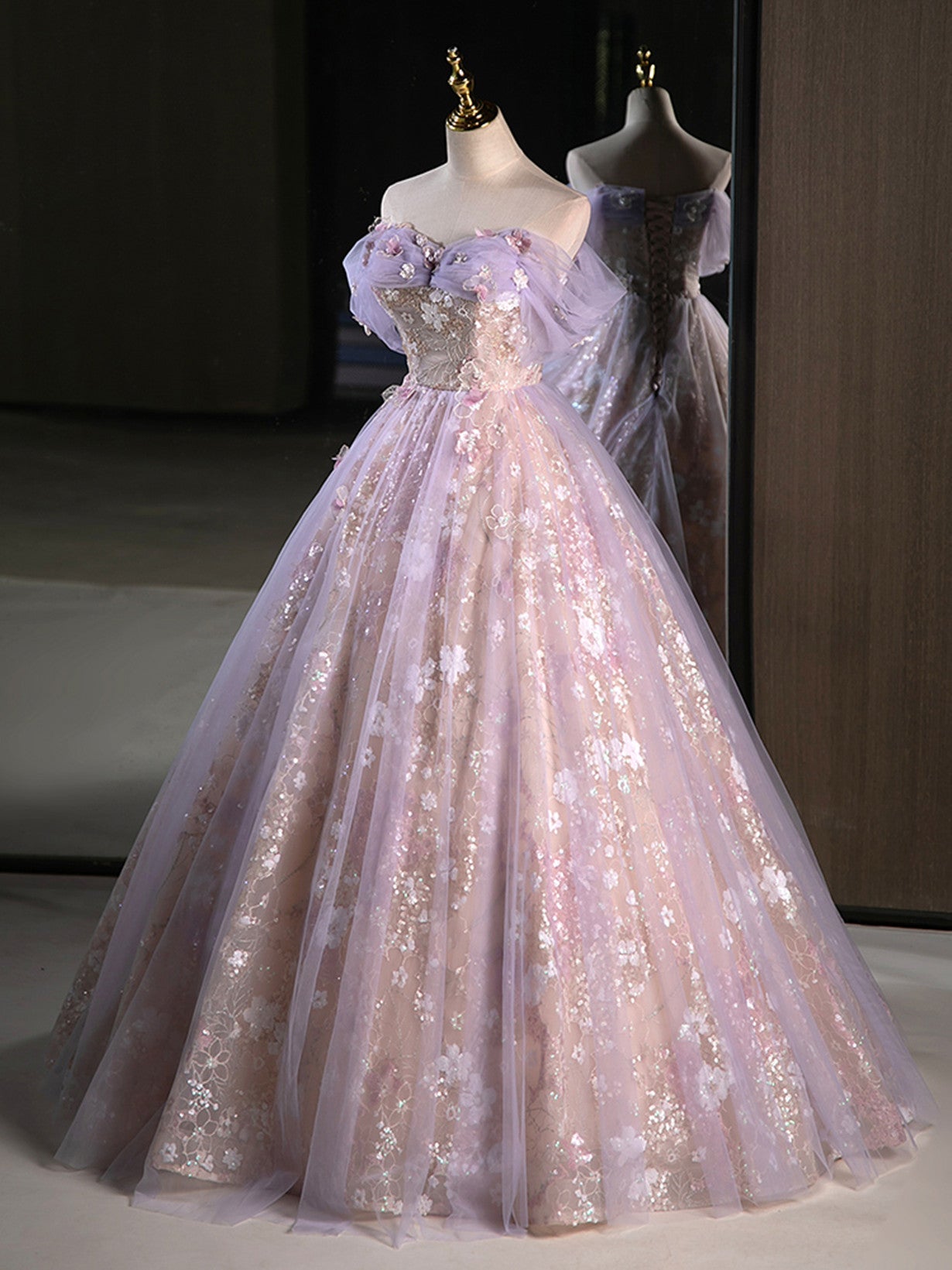Light Purple A-line Tulle with Floral Long Prom Dress